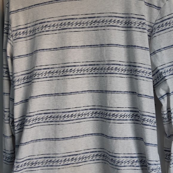 American Eagle shirt - Picture 1 of 2